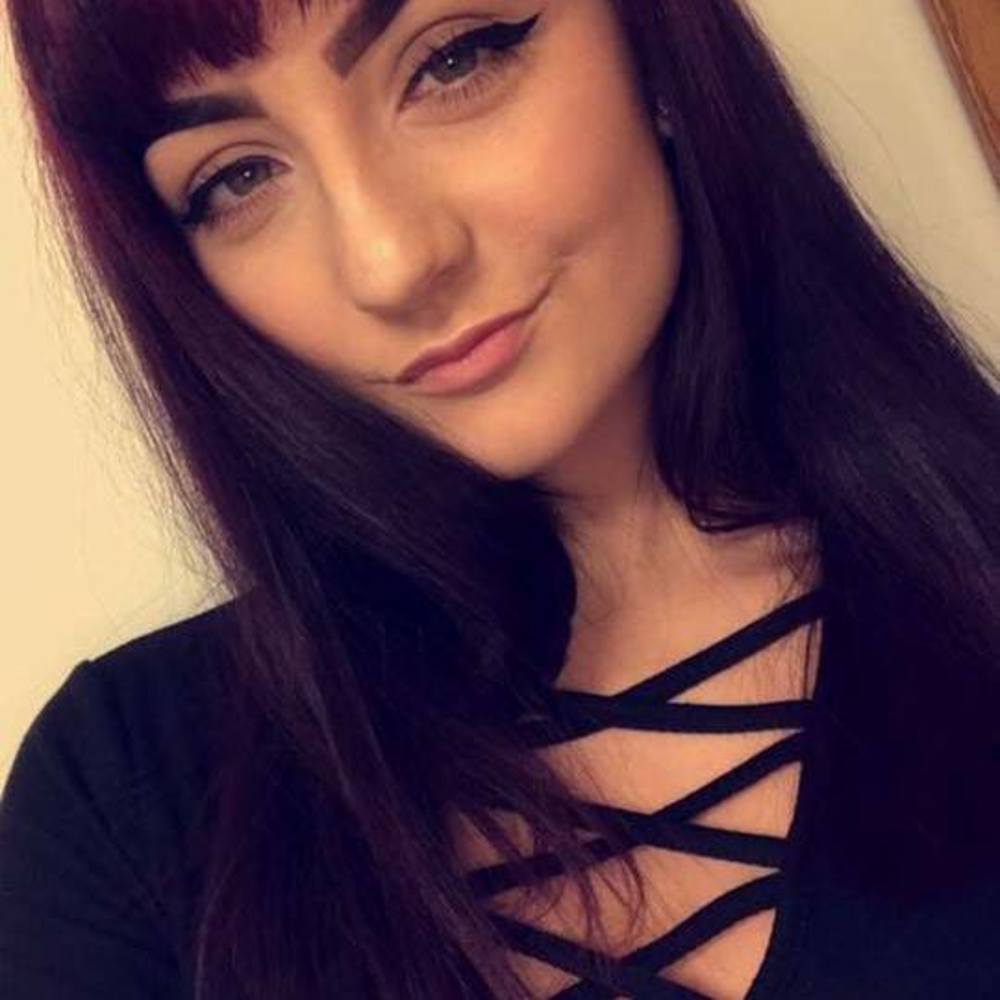 Meet your Posher, Halie